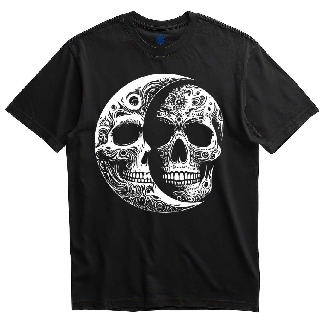 Playera negra calaveras luna blanco y negro